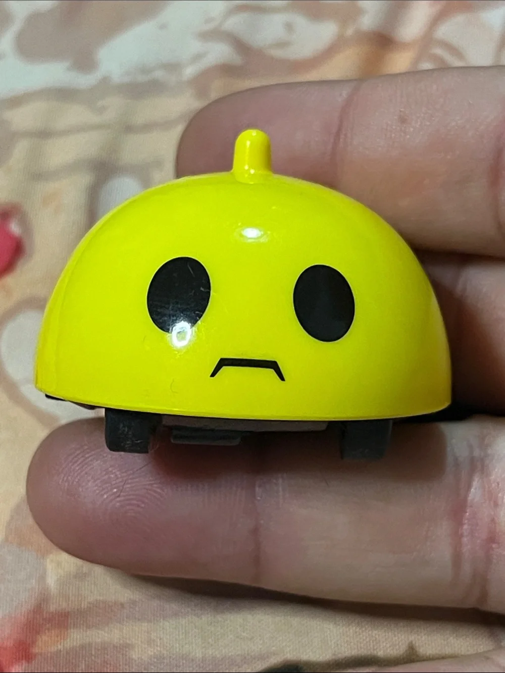 Yellow Wind-Up Bug Toy - Cute Rolling Vehicle